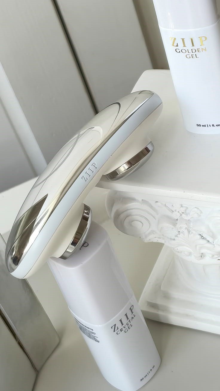 ZIIP HALO review microcurrent and nanocurrent beauty device
